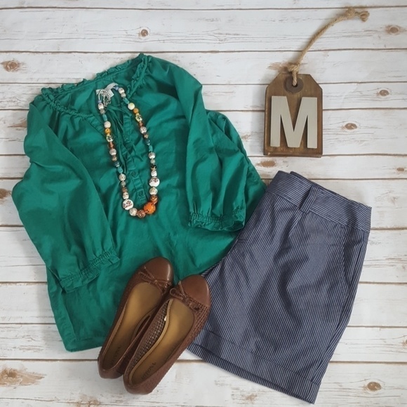 Cato navy pinstriped shorts with 6" inseam - Picture 1 of 4